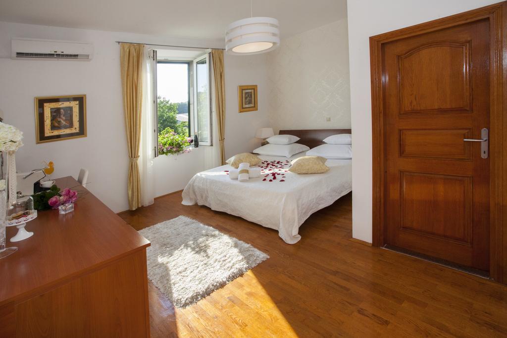 Luxury Rooms Duje Split Exterior foto